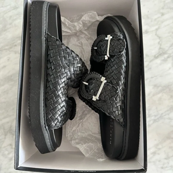 MARC FISHER AUGGIE WOVEN FOOTBED SANDAL BLACK LEATHER - Picture 5 of 6